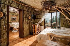 готель в горах Карпати